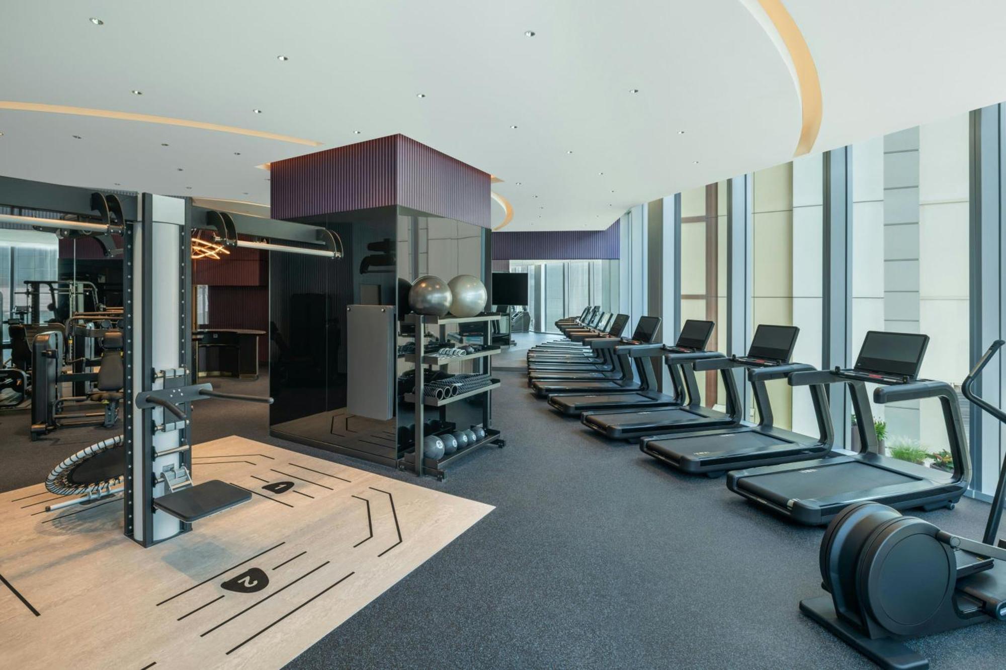 W Macau - Studio City Exterior photo The gym at The Hari